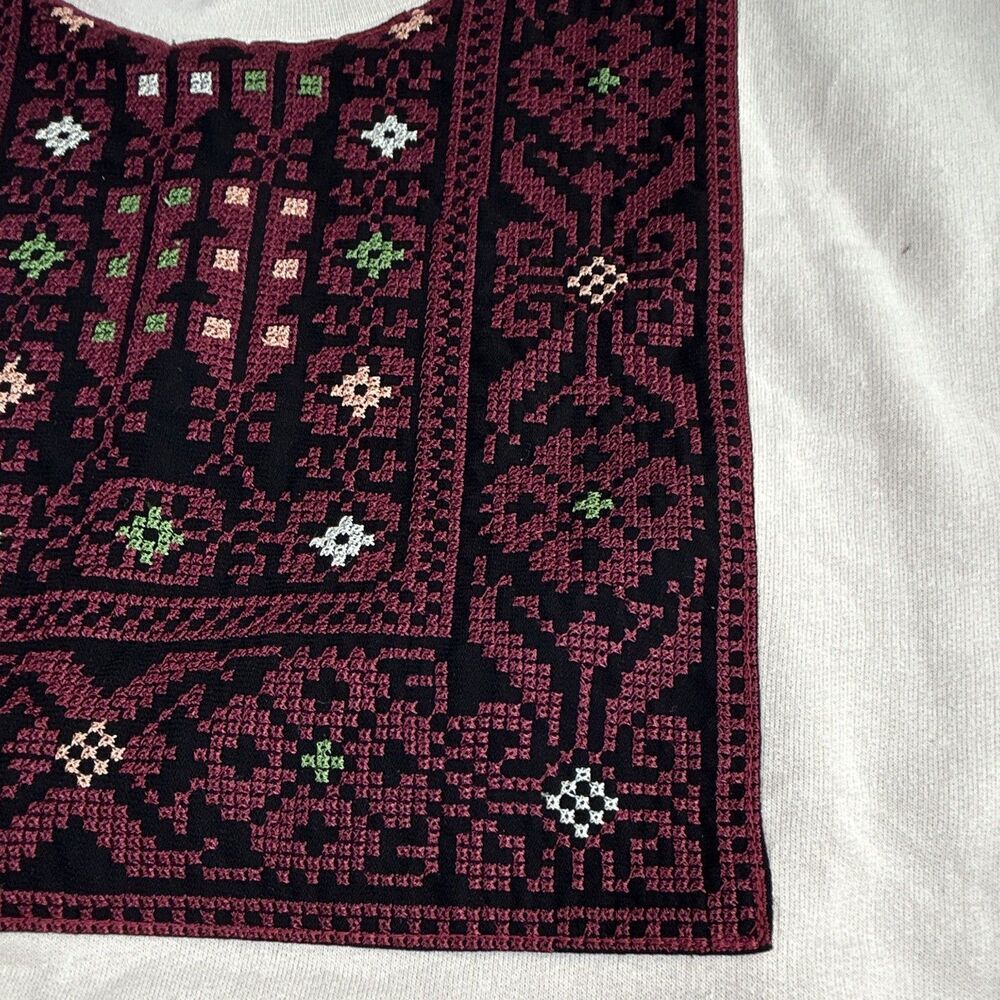 NWT Turath Palestinian Tatreez Embroidered Fleece Crewneck Pullover Sweatshirt S - Picture 2 of 8